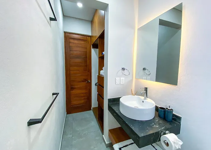 Xkaa - At 5th Ave With Pool Gym Steps To Apartamento *